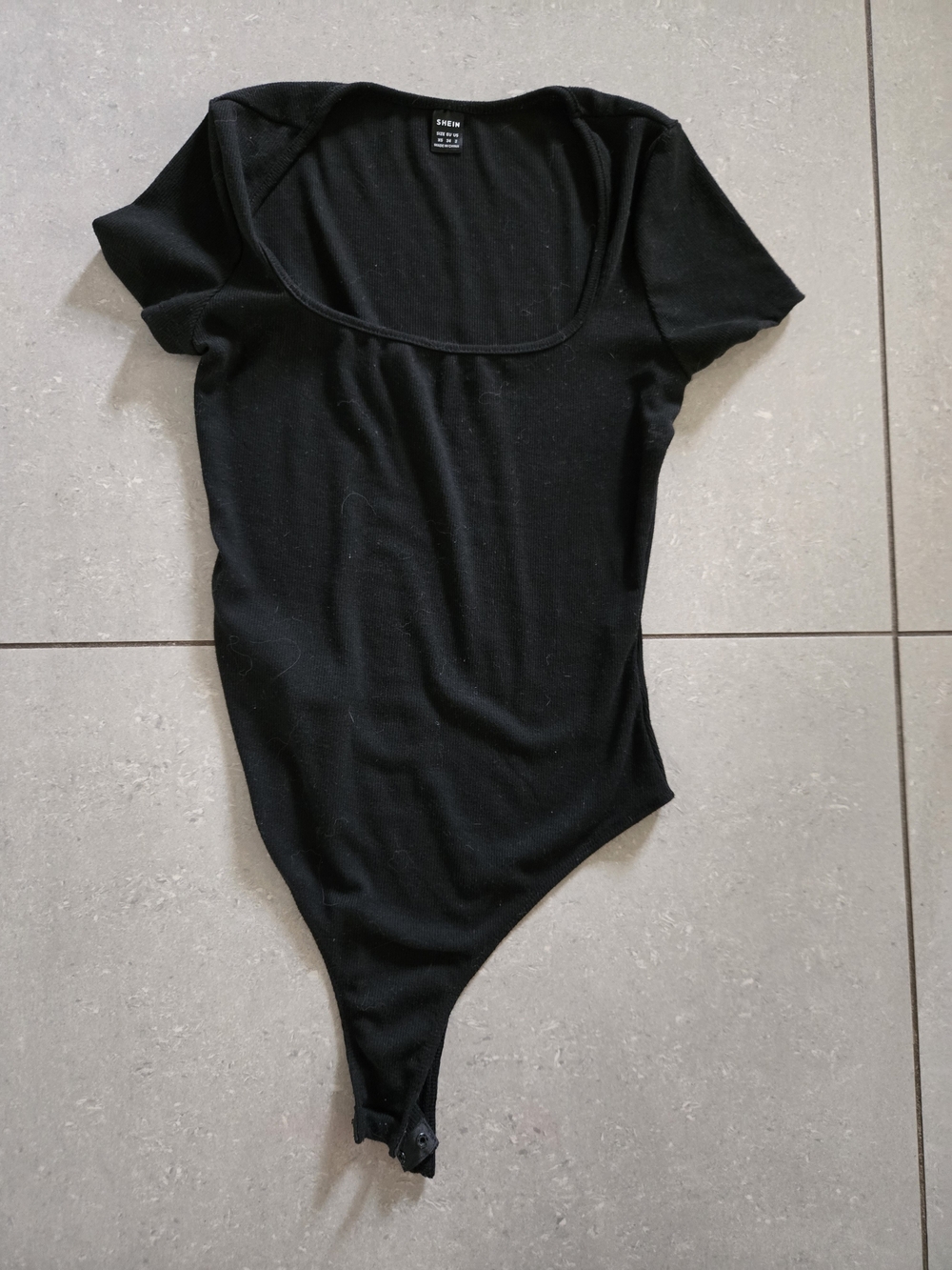 SHEIN Black Ribbed Bodysuit
